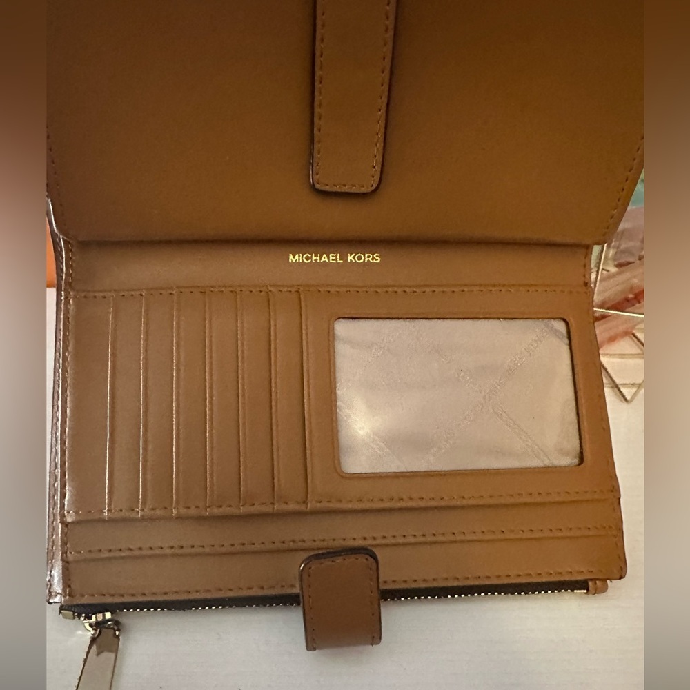 Michael Kors Brown MK Logo Zip Wallet - Picture 13 of 13